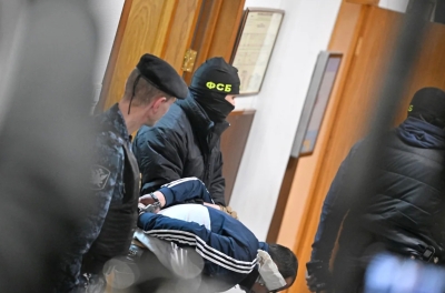 Суд в Москве арестовал четверых обвиняемых по делу о теракте в «Крокусе»